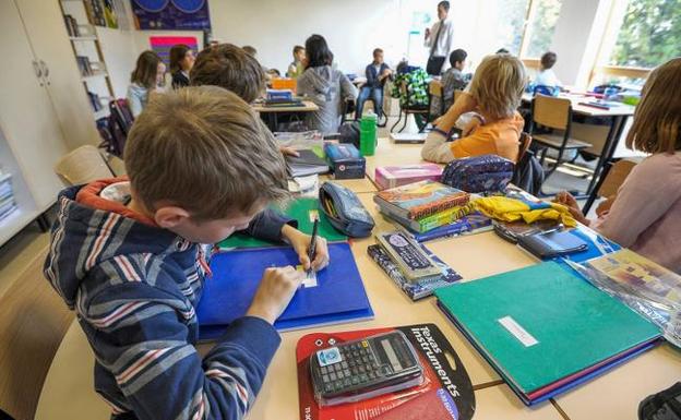 La Consejería de Educación destina dos millones de euros de los presupuestos de 2017 al Banco de Recursos Educativos.