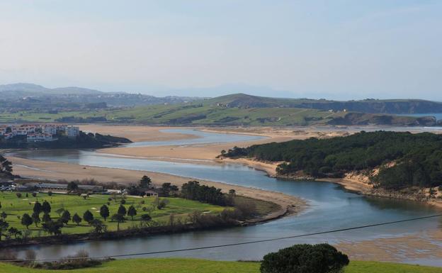 Miengo advierte de los riesgos de contaminación a la ría/Antonio 'Sane'