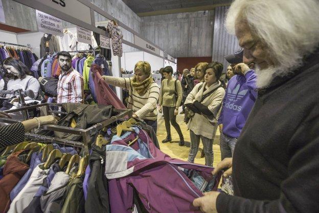 Uno de los puestos de la Feria del Stock de Santander en una anterior edición.