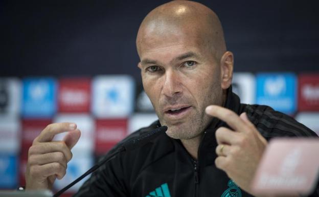 Zinedine Zidane, durante la rueda de prensa posterior al entrenamiento del Real Madrid.