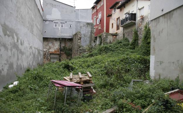 Imagen de la parcela que adquirirá el Ayuntamiento/Abel Verano