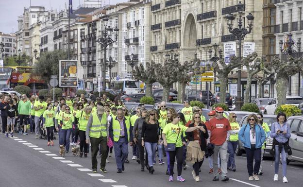La convocatoria ha discurrido por el centro de Santander./Roberto Ruiz