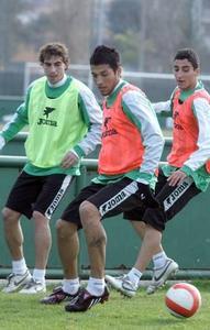 Garay regresó a los entrenamientos después de una semana de baja. / CELEDONIO/