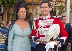 Carmen tello y su hijo, Fernando Solís./
