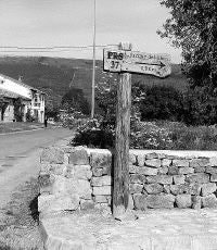 Presentada la guía turística 'Caminar al sur de Cantabria'/