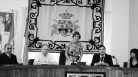 Gallego se mostró emocionada por la presencia de ocho mujeres en la Corporación. / A. V./