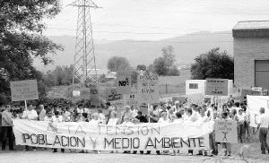 La oposición de los vecinos al trazado ha dado lugar a numerosas movilizaciones. / CÉSAR CAMACHO/