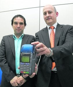 Lorenzo Ceballos (izda) y Francisco Arrese. /ANDRÉS FERNÁNDEZ/