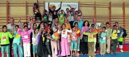 El pabellón 'Pedro Velarde' recibió a los niños a su llegada a Cantabria. /DM/