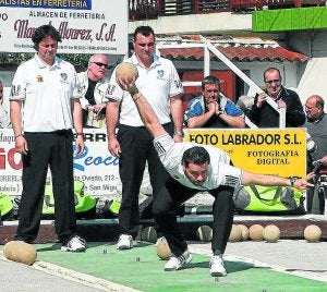 Alfonso Díaz ganó en Villasuso de Anievas. / SANE/