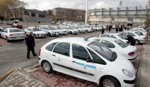 Los taxistas tienen una semana para presentar propuestas / Foto: Celedonio/