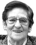 DOÑA ÁNGELA FERNÁNDEZ FERNÁNDEZ